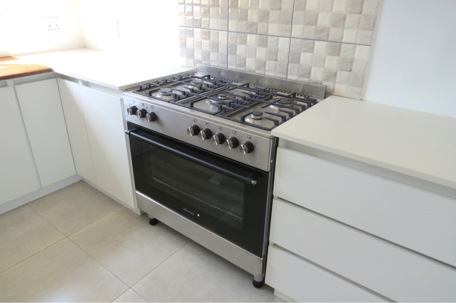 3 Bedroom Property for Sale in Golden Mile Western Cape